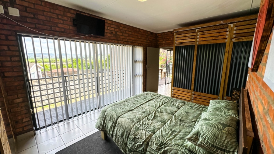 4 Bedroom Property for Sale in Fraaiuitsig Western Cape